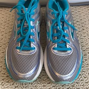 NEW Brooks Running Shoes
